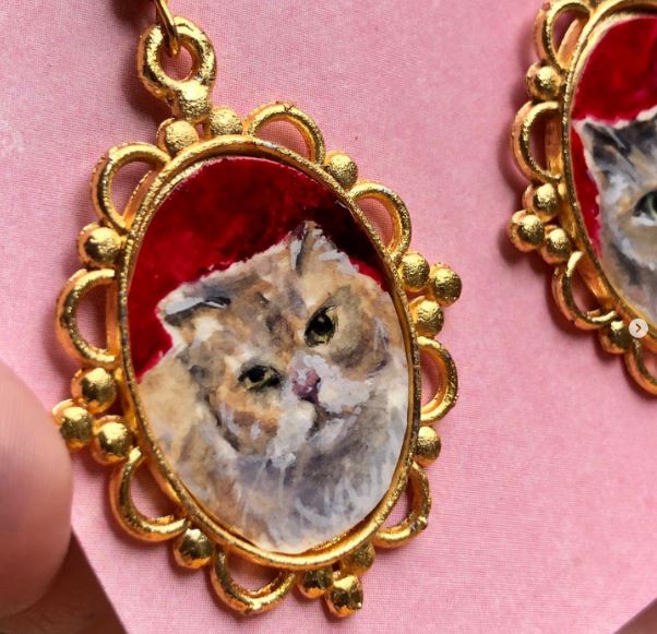 Customized pendants by Rumaan Arts