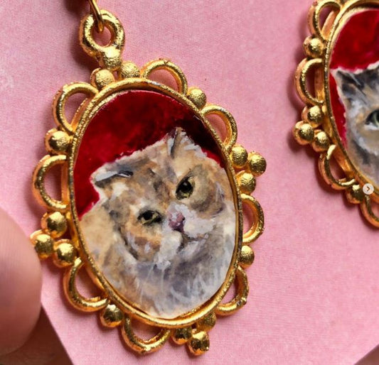 Customized pendants by Rumaan Arts